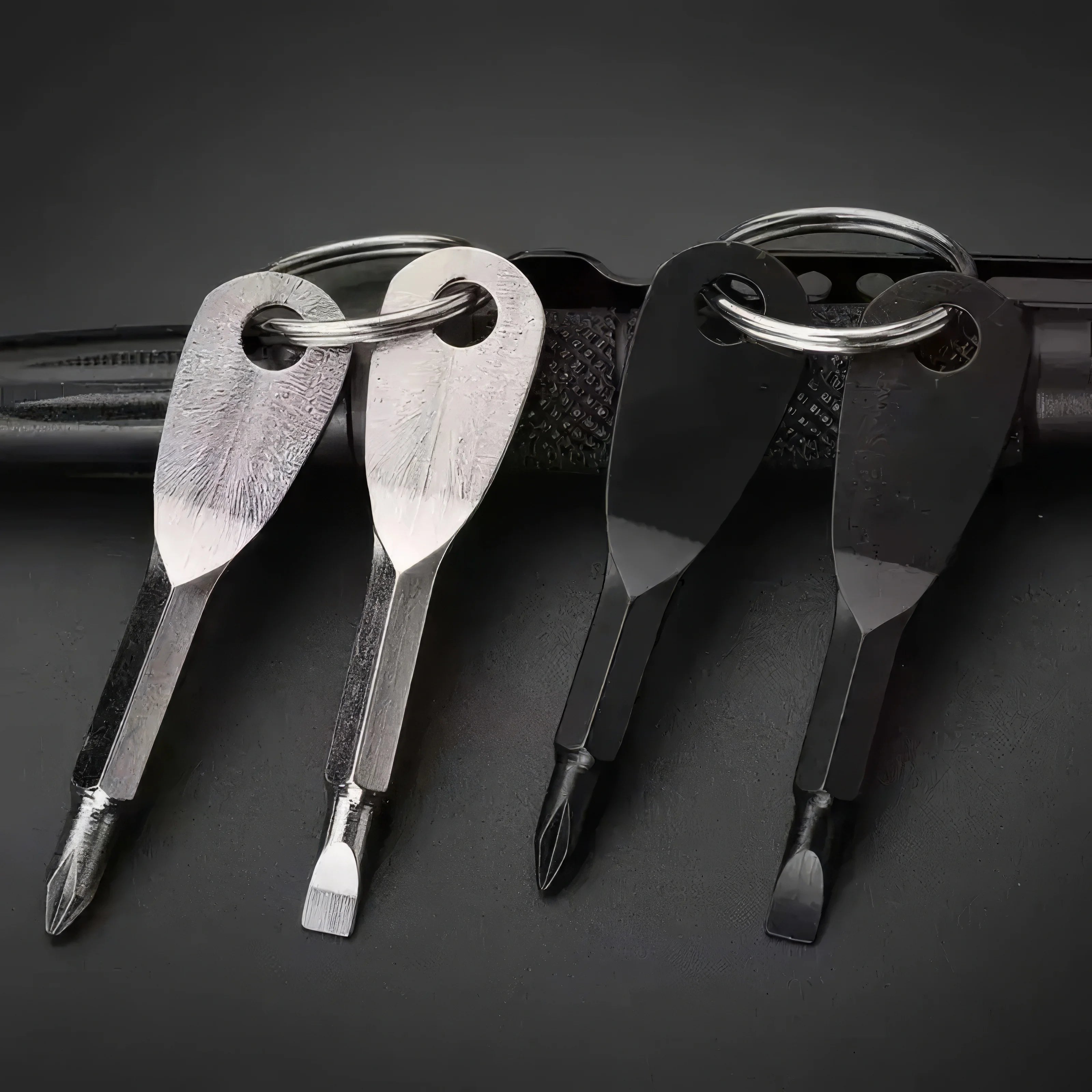 2 Keychain Screwdrivers in Black/silver, Portable Keychain Repair Tool, Suitable for Outdoor Camping Accessories