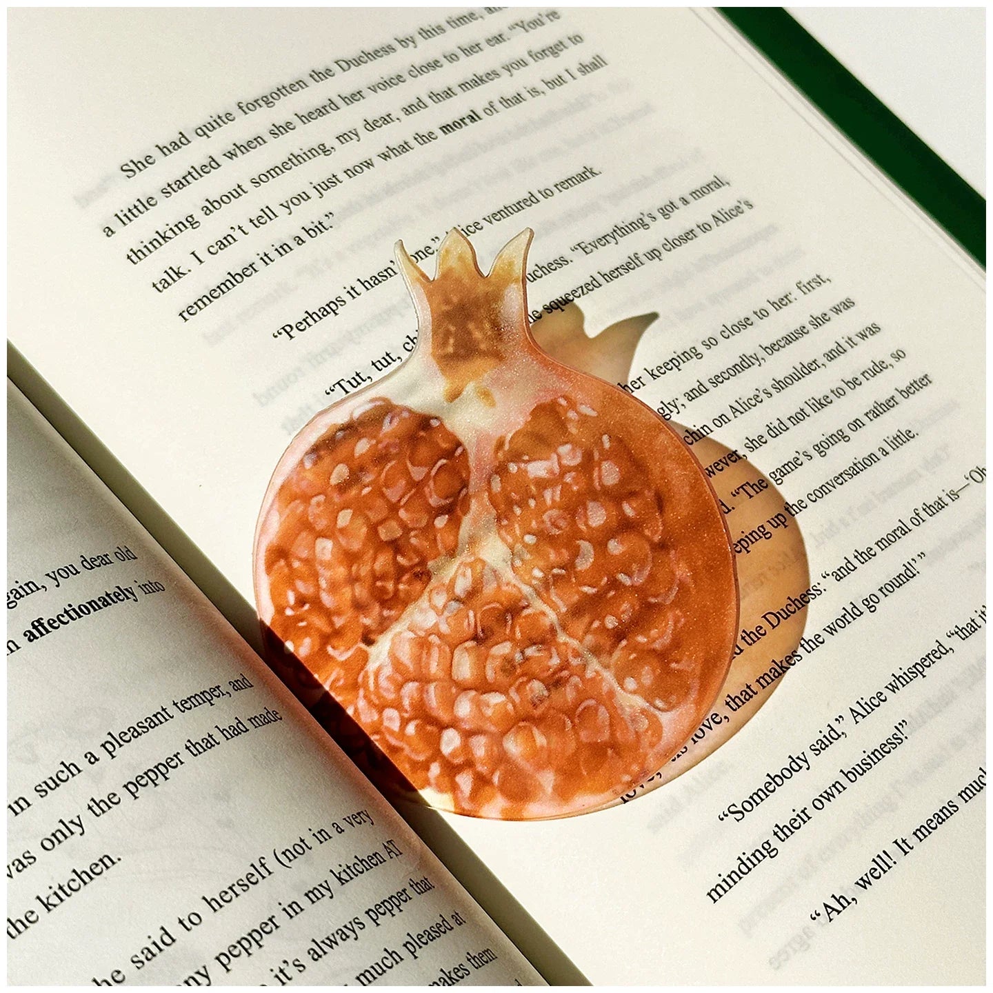 36 Styles New Delicate Transparent Acrylic Apple Bookmark Reading Mark Girl Gift Premium Feeling Cute Grape Tomato Bookmarks Toy