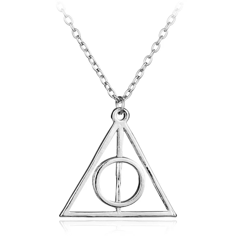 Y2K Aesthetic Razor Blade Pendant Necklace, Vintage Punk Goth Grunge Alloy Jewelry for Men and Women Edgy Street Style Accessory