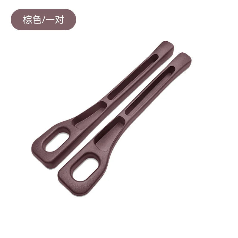 1 Pair of Car Seat Gap Plug Strips Seat Edge Protection Plug Strips and =Seat Anti-leak Plug Strips Have A Comfortable Hand Feel
