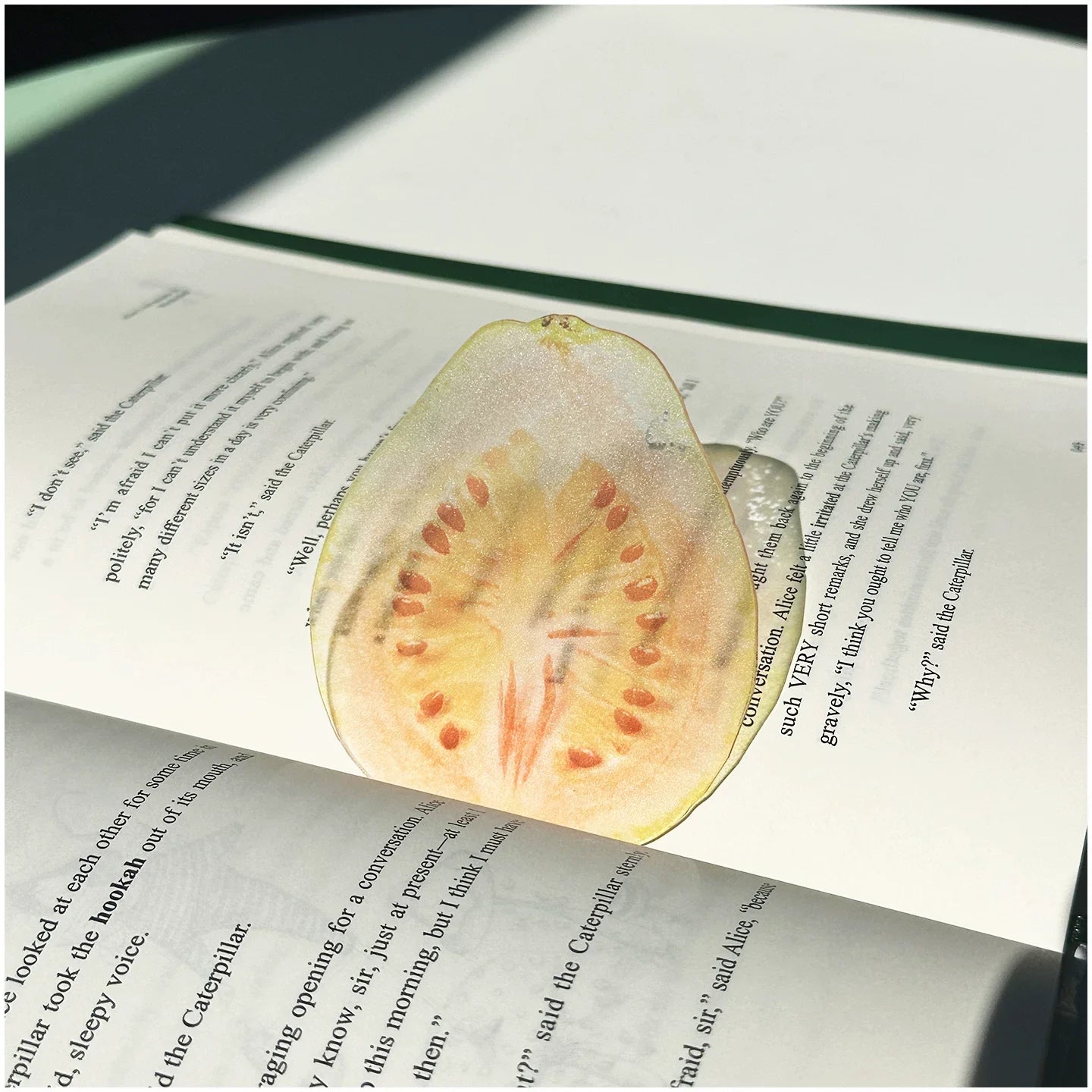 36 Styles New Delicate Transparent Acrylic Apple Bookmark Reading Mark Girl Gift Premium Feeling Cute Grape Tomato Bookmarks Toy