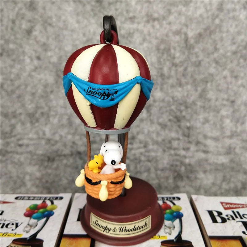 Anime Snoopy Action Figures Hot Air Balloon Blind Box Toy Model Collection Desktop Ornament Children's Birthday Gifts