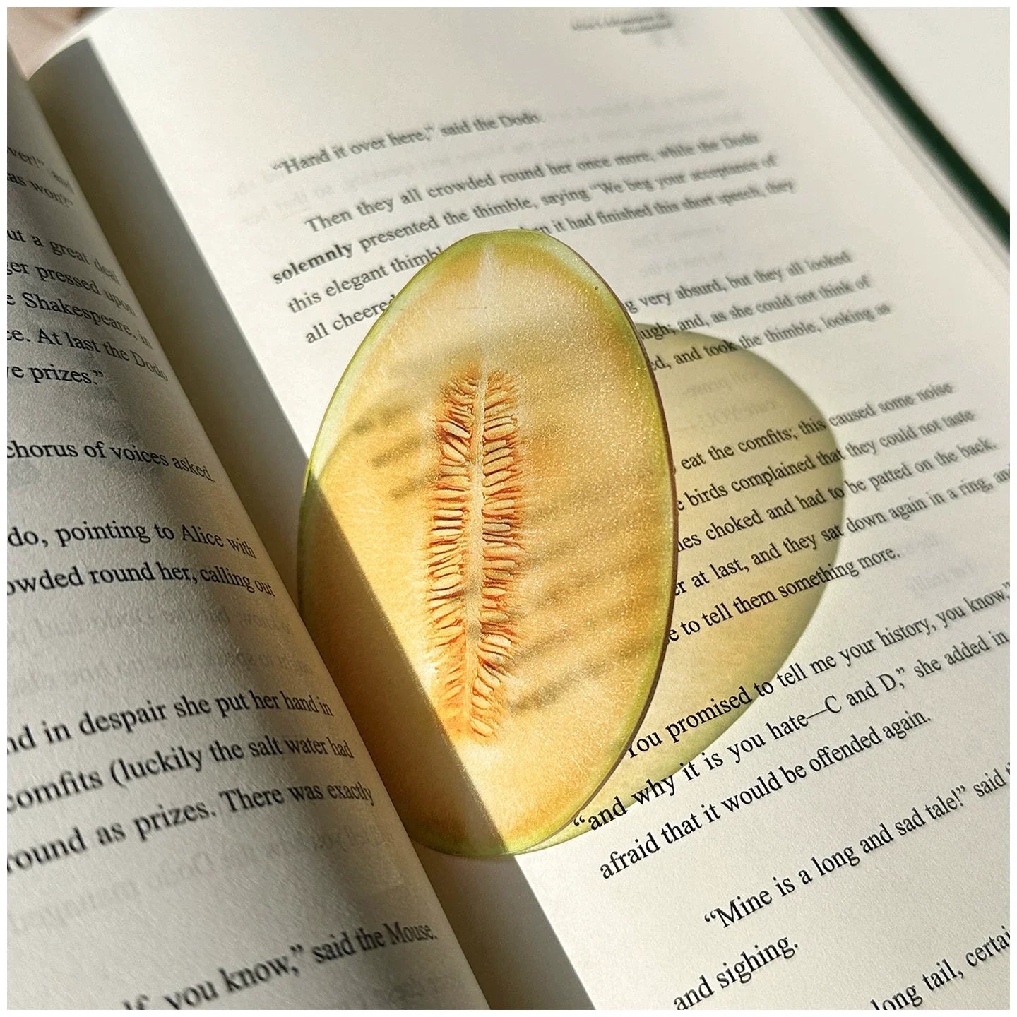 36 Styles New Delicate Transparent Acrylic Apple Bookmark Reading Mark Girl Gift Premium Feeling Cute Grape Tomato Bookmarks Toy