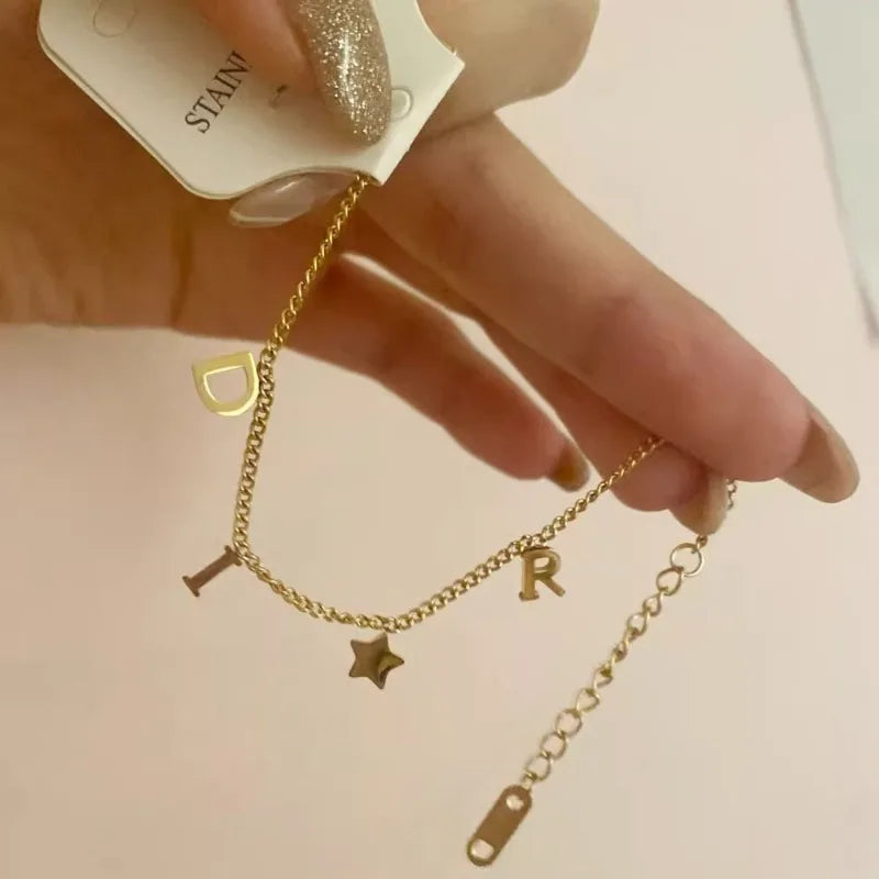 1Pc New Fashion Letter Star Pendant Bracelet for Woman, Simple Vintage Stainless Steel Bracelet Luxury Jewelry Accessories Gifts