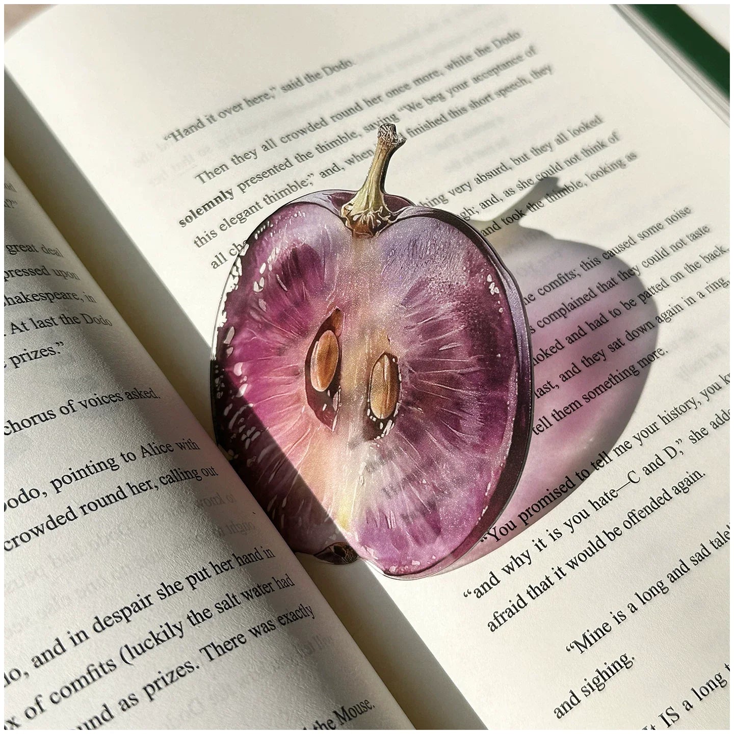 36 Styles New Delicate Transparent Acrylic Apple Bookmark Reading Mark Girl Gift Premium Feeling Cute Grape Tomato Bookmarks Toy