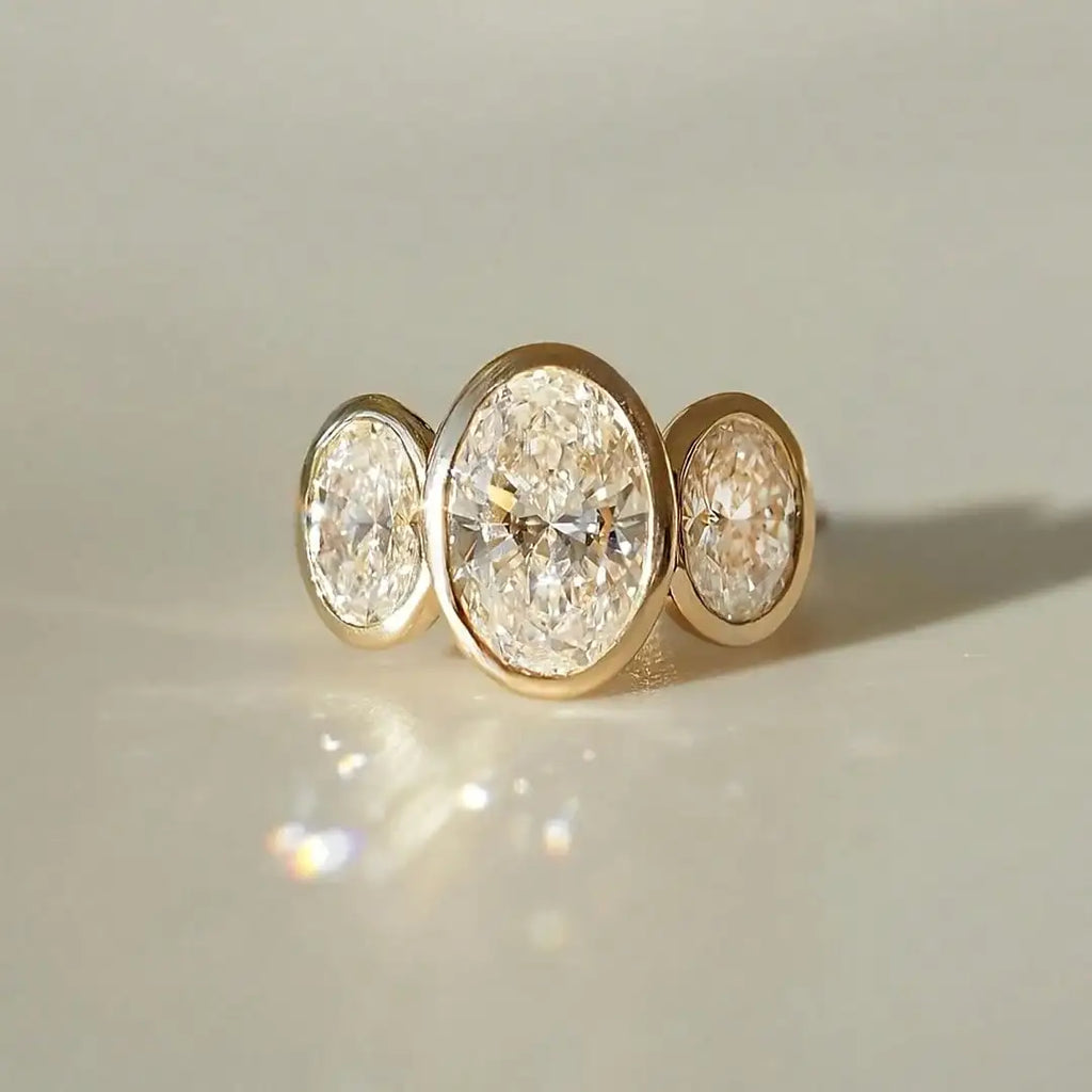 Minimalist Goose Egg Shape Synthetic Zirconia Retro Style Fashion Ring Wedding Jewelry for Men Women