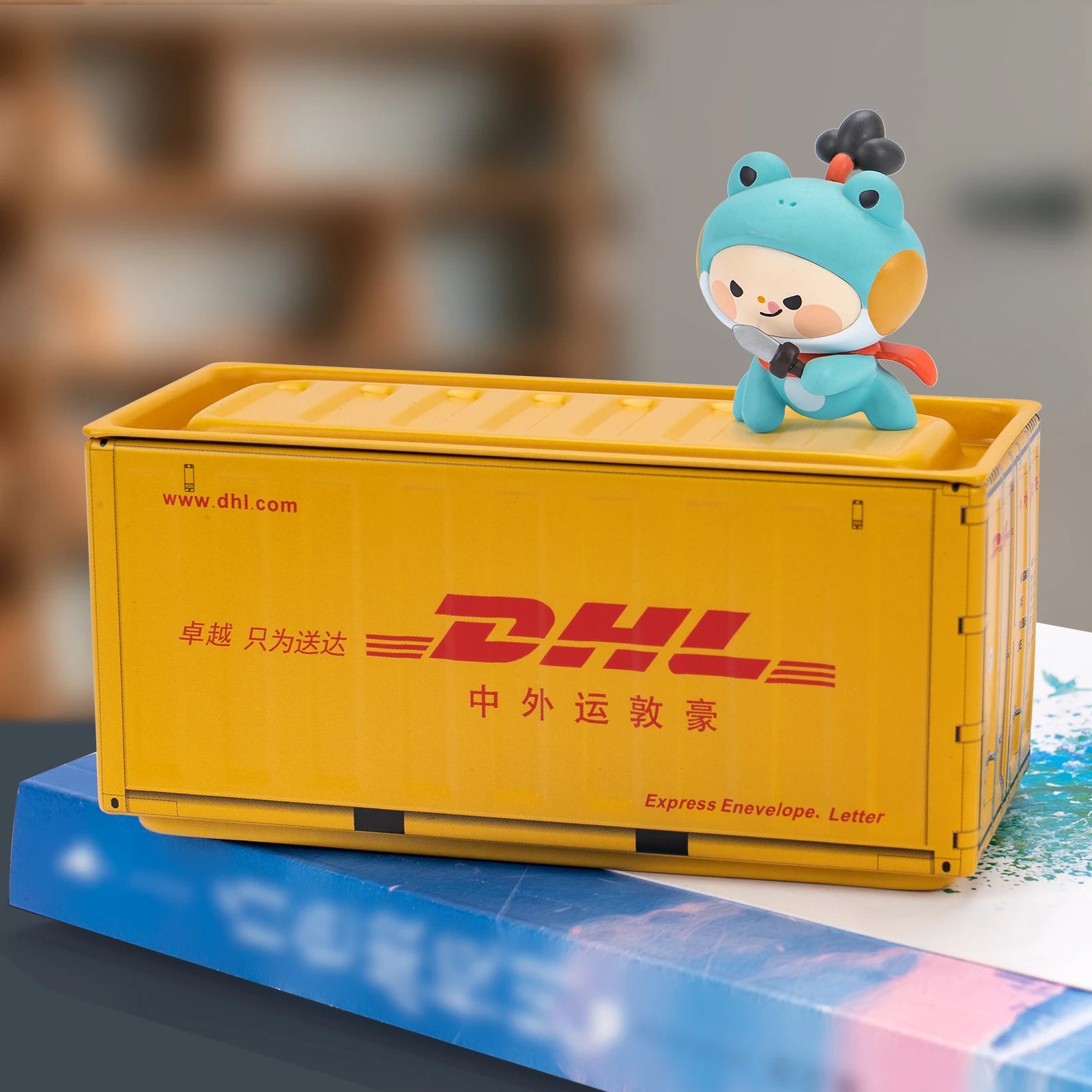 Miniature Storage Display Box Desktop Mini Container Model Mini Iron Storage Box Creative Decoration Collect Small Items Gifts