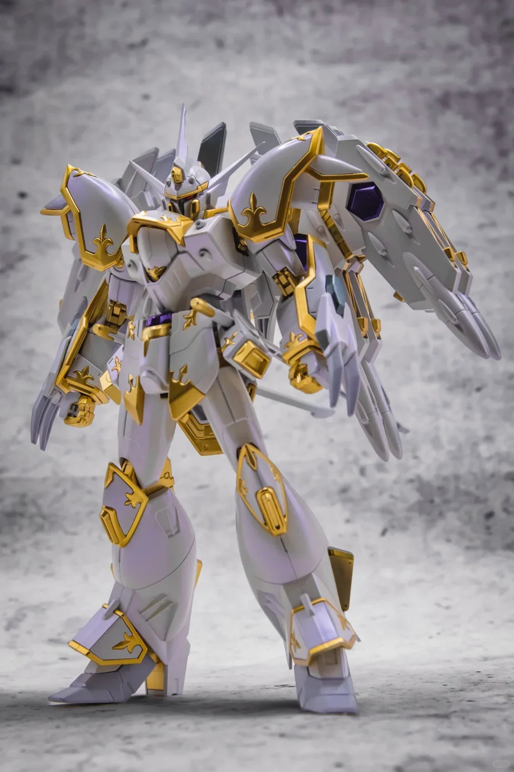 HG 1/144 Scale Garuda Divine Bird Mobile Suit Assembly Model Kit Action Figures Collectible Mecha Decor Boys Surprise Gifts Toys