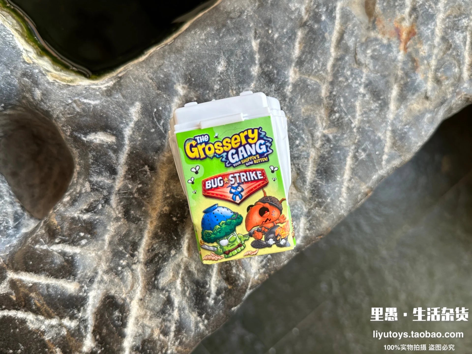 Genuine Capsule Toy Exported European American Grosserys Gangs Rubbish Bug Bin Series Figurines Collectible Box Broken Blind Box