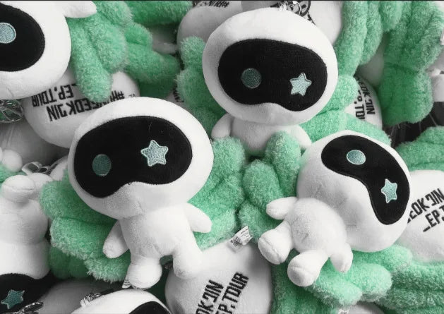 Korea Wootteo Plush Toy Kawaii Stuffed Doll for Backpack Pendant Wave New JIN Design Astronaut Wings Keychain Fans Support Gift