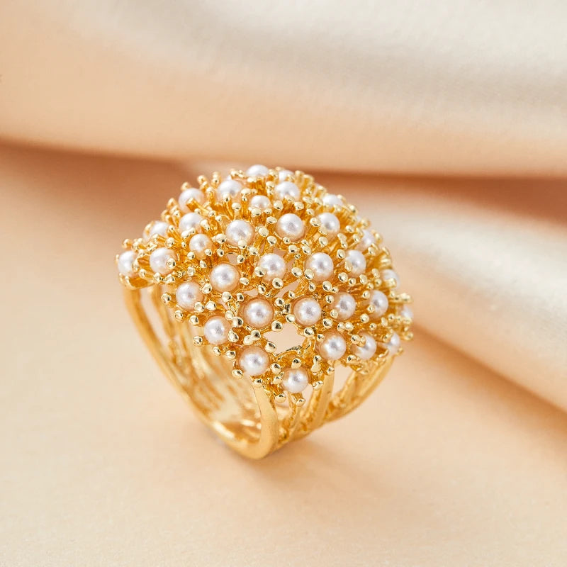 Trendy Hollow Golden Color Inlay Pearls Rings for Women Birthday Gift Accessories Fashion Custom Jewelry