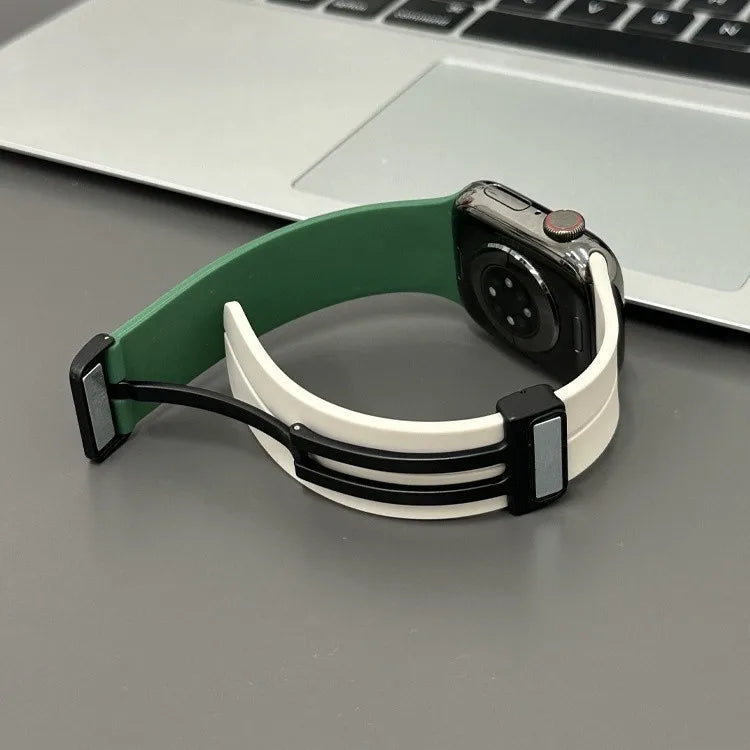 Magnetic Strap For Apple watch ultra band 49mm 45 mm Silicone Bracelet iWatch Series 7 8 se 6 5 3 44mm 45mm 40mm 41mm 42mm 38mm