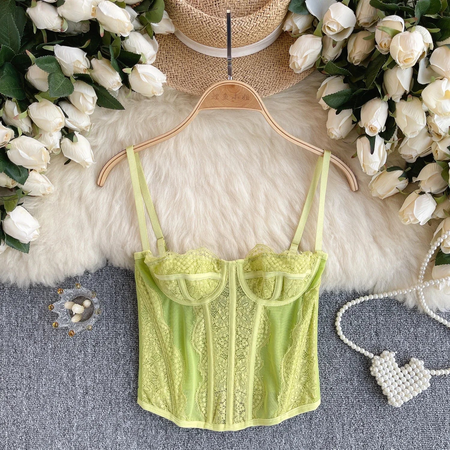 Chic Sweet Lace Camis Fashion Tank Top Basic Slim Crop Top Sexy Corset Bustier Summer hotsweet Women vintage Tops Ins