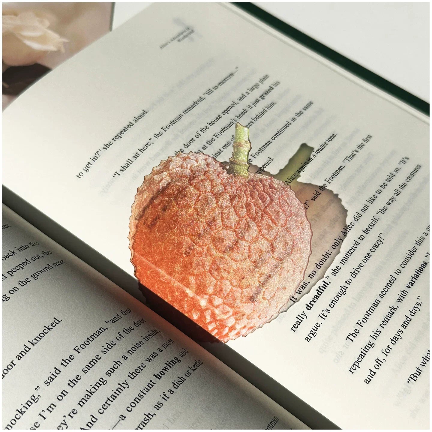 36 Styles New Delicate Transparent Acrylic Apple Bookmark Reading Mark Girl Gift Premium Feeling Cute Grape Tomato Bookmarks Toy