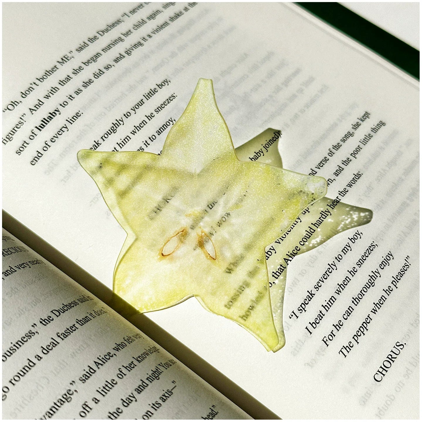 36 Styles New Delicate Transparent Acrylic Apple Bookmark Reading Mark Girl Gift Premium Feeling Cute Grape Tomato Bookmarks Toy