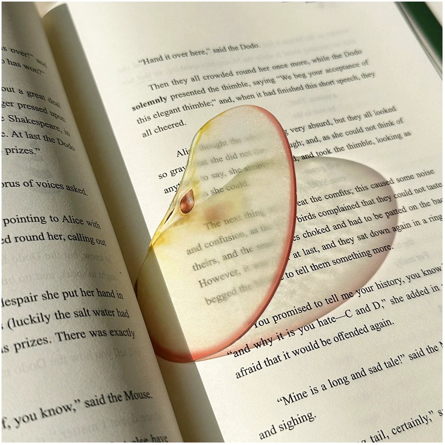 36 Styles New Delicate Transparent Acrylic Apple Bookmark Reading Mark Girl Gift Premium Feeling Cute Grape Tomato Bookmarks Toy