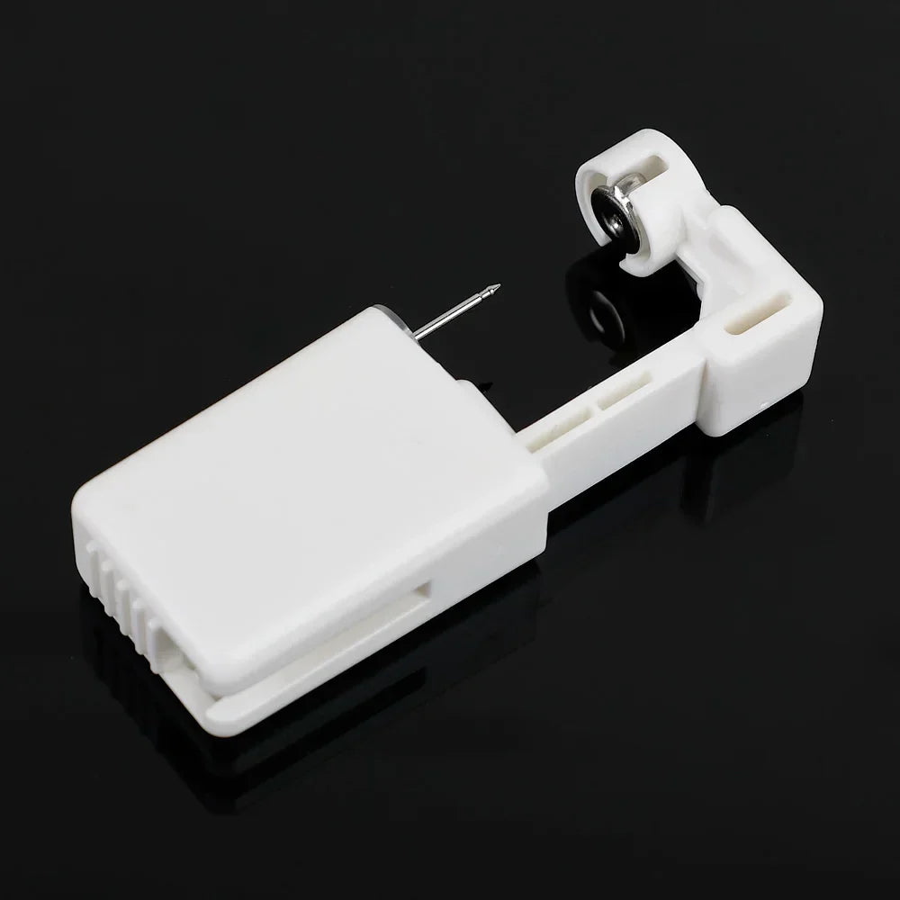 Safety Ear Piercing Gun Kit Women Men Disposable White Plastic Sterile Ear Piercing Device Fashion Simple Jewelry Piercing Tools
