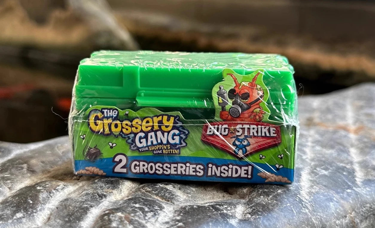 Genuine Capsule Toy Exported European American Grosserys Gangs Rubbish Bug Bin Series Figurines Collectible Box Broken Blind Box