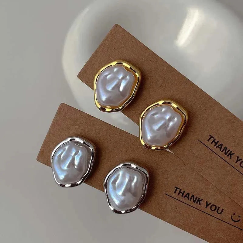 Geometric Irregular Round Metal Pearl Earrings for Women 2025 Minimalist Style Personality Earrings Trendy Jewelry Gift