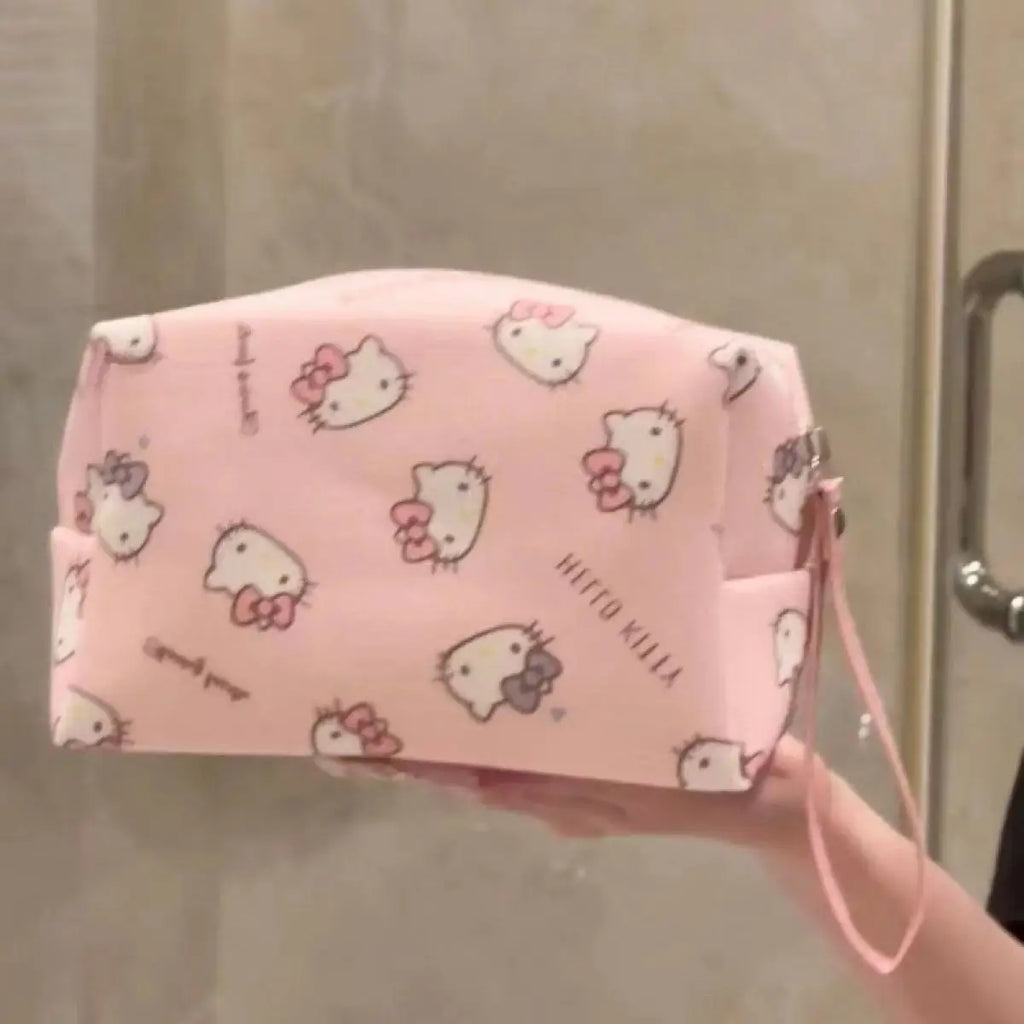 2025 New Hello Kitty Large Capacity Tote Bag Cute Print Design Portable Travel Organizer for Cosmetics Toiletries Makeup Storage