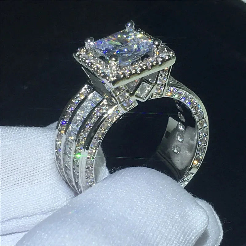 Shiny Halo Ring Inlaid Square Cut Shiny Zircon Elegant Wedding Engagement Promise Ring For Women & Girls Valentine's Day Jewelry