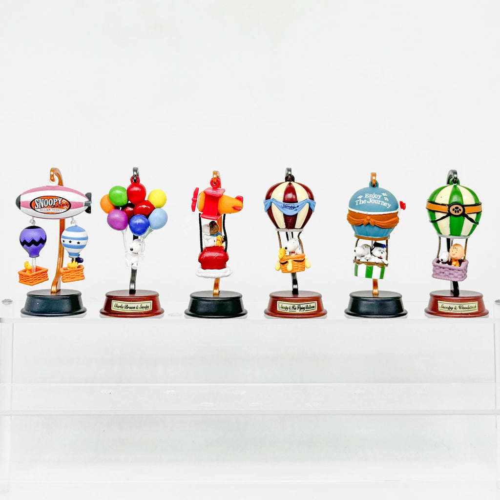 Anime Snoopy Action Figures Hot Air Balloon Blind Box Toy Model Collection Desktop Ornament Children's Birthday Gifts